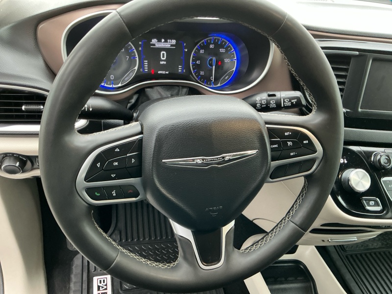 2024 Chrysler Voyager