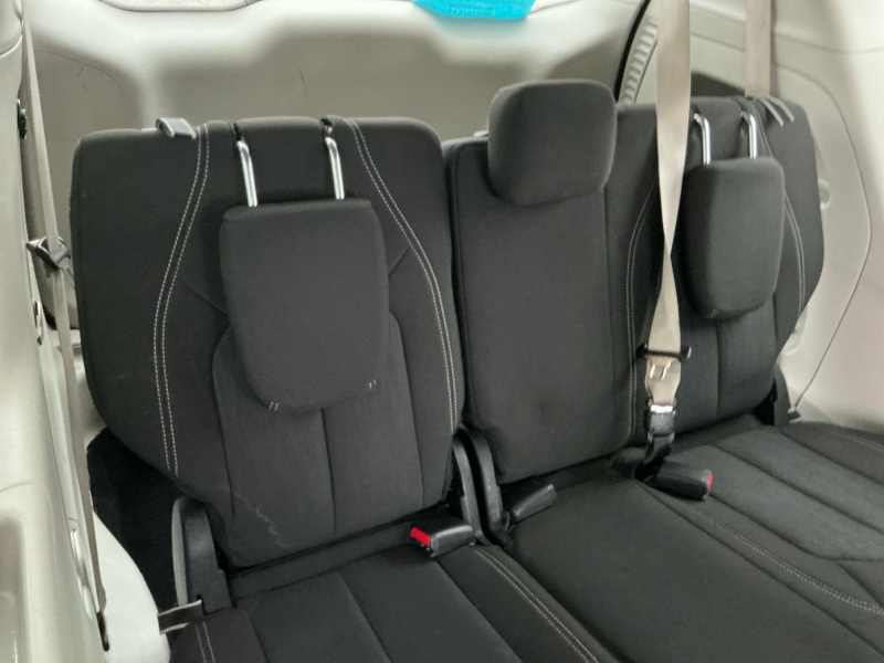 2024 Chrysler Voyager