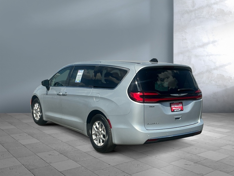 2024 Chrysler Pacifica