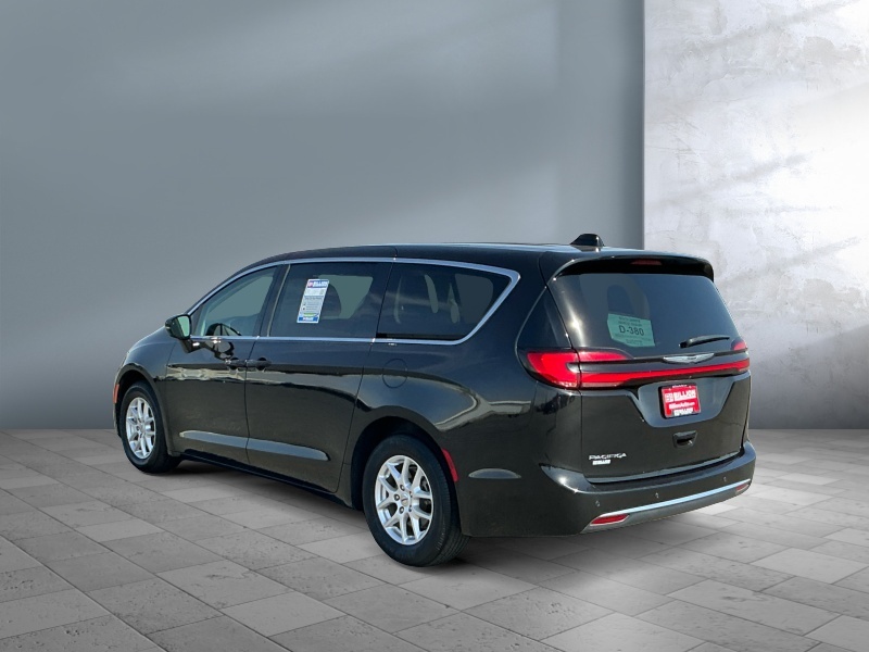 2024 Chrysler Pacifica