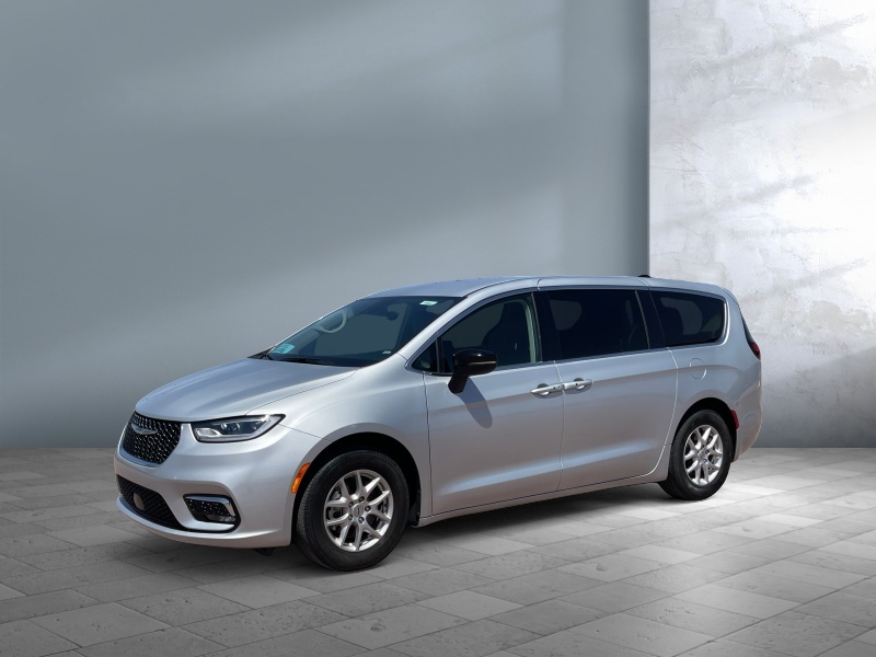 Used 2024 Chrysler Pacifica Touring L Vans