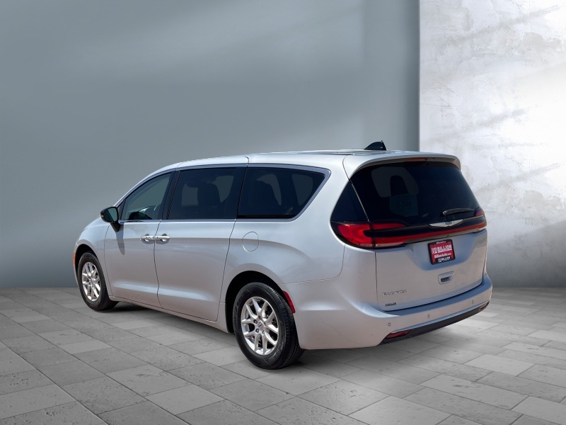 2024 Chrysler Pacifica