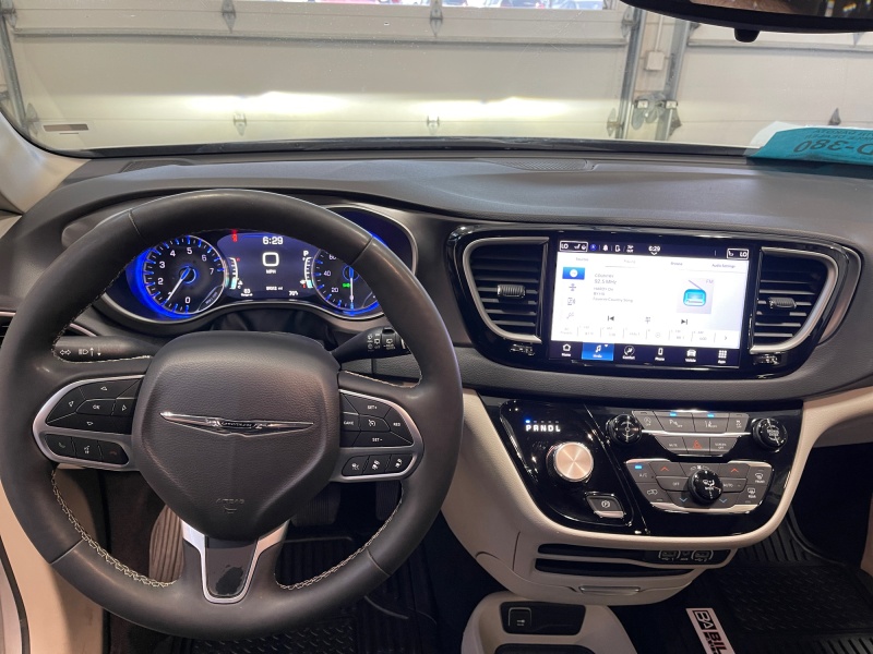 2024 Chrysler Pacifica