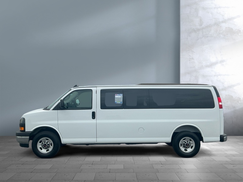 2025 GMC Savana Passenger