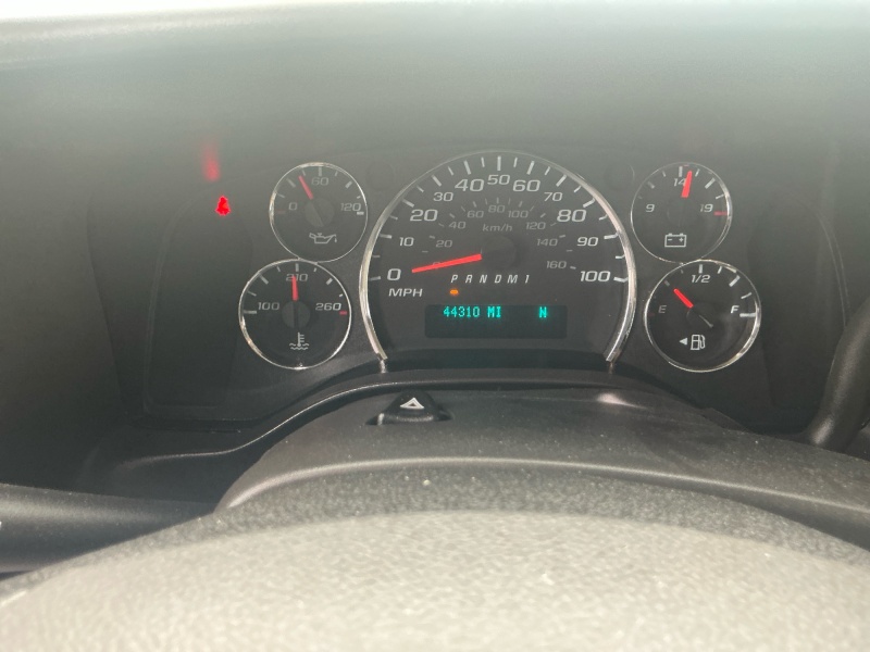 2025 GMC Savana Passenger