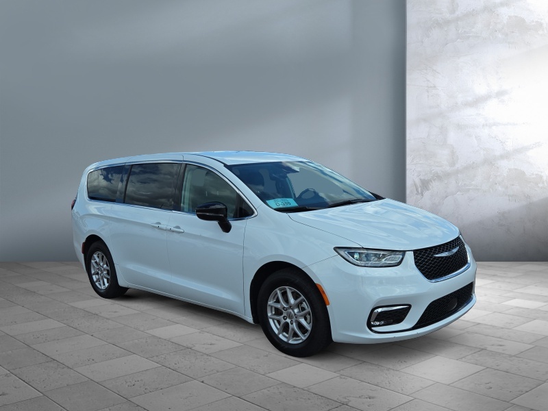 2024 Chrysler Pacifica