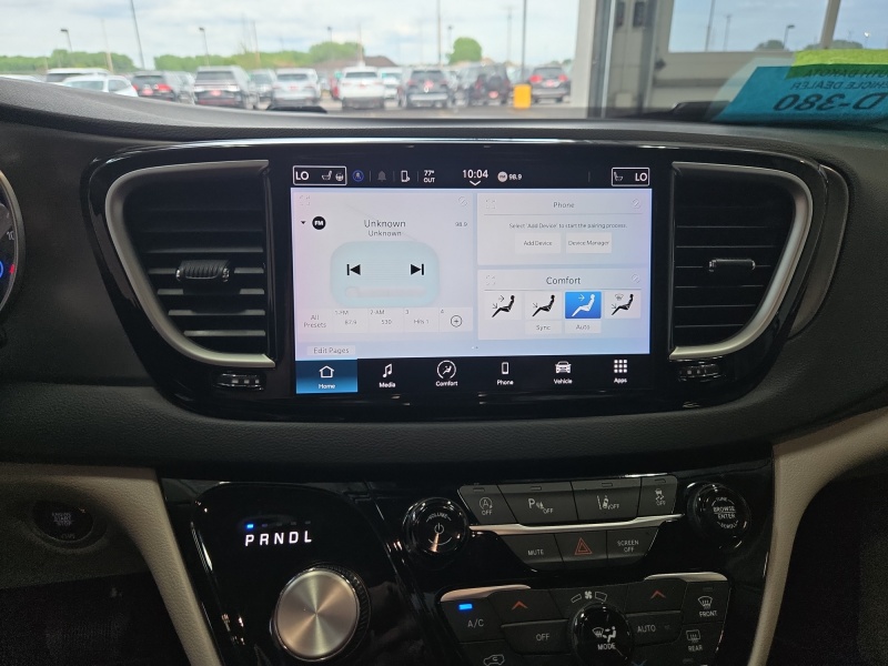 2024 Chrysler Pacifica