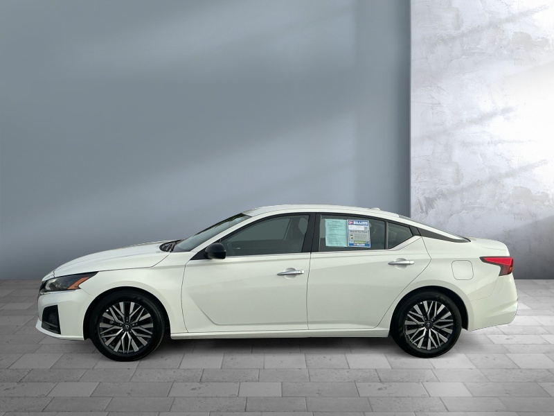 2025 Nissan Altima