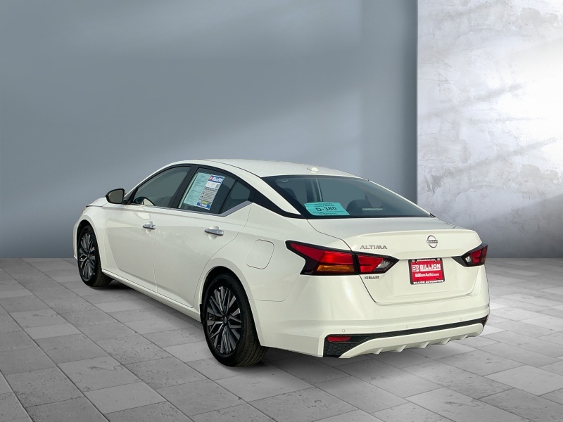 2025 Nissan Altima