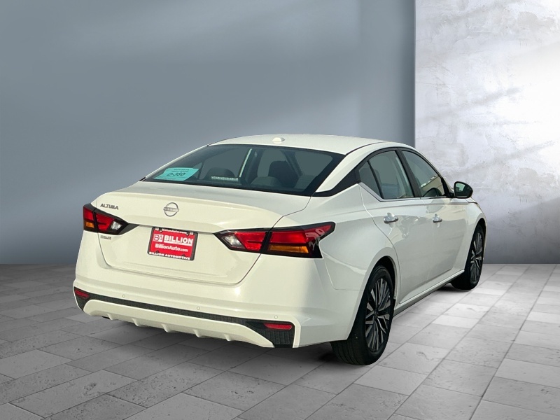 2025 Nissan Altima