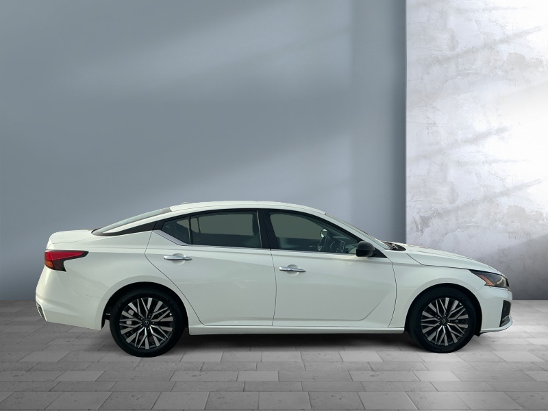 2025 Nissan Altima
