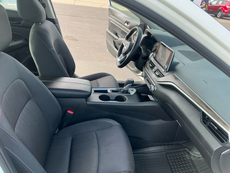 2025 Nissan Altima