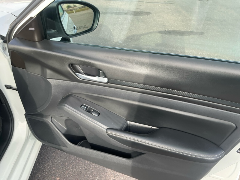 2025 Nissan Altima