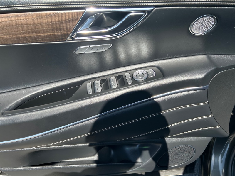 2024 Genesis GV80