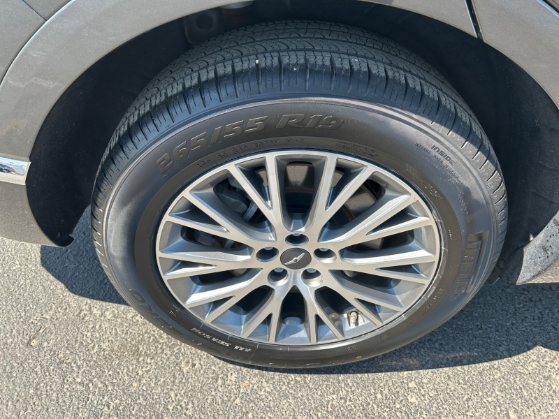 2024 Genesis GV80