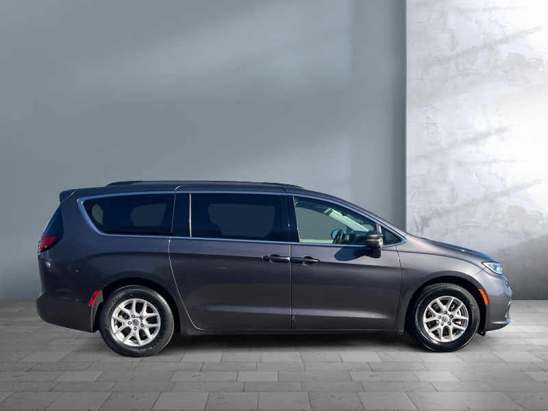 2022 Chrysler Pacifica