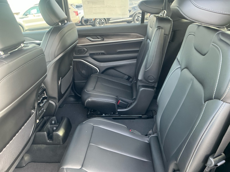 2026 Jeep Grand Cherokee L