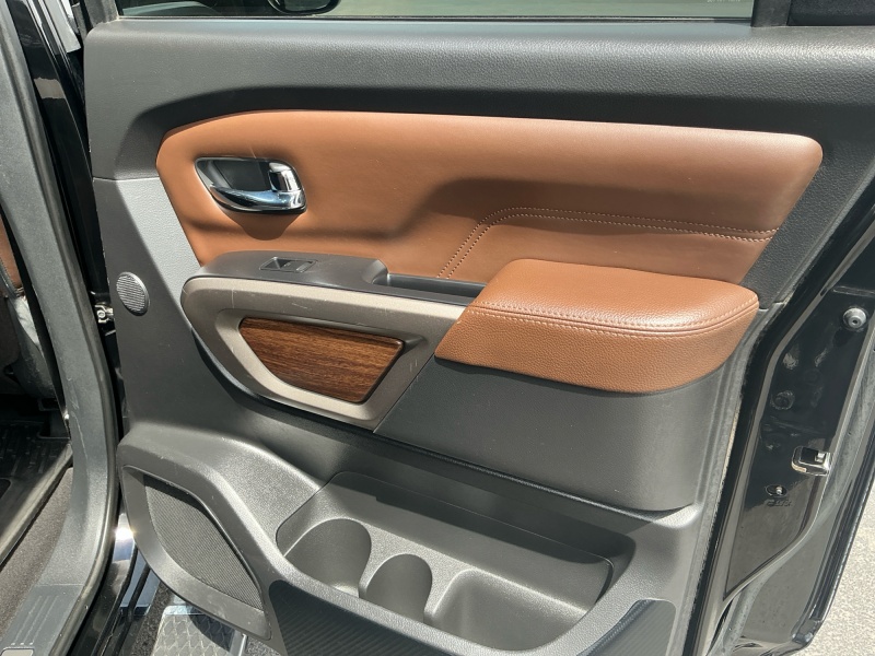 2021 Nissan Titan