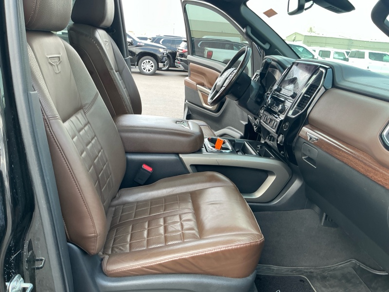2021 Nissan Titan