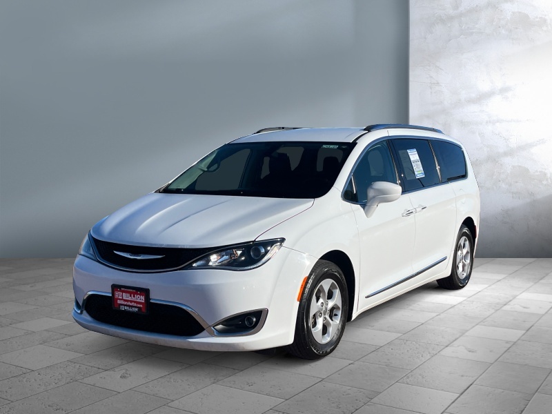 Used 2017 Chrysler Pacifica Touring-L Plus Van