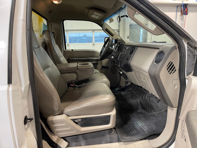 2008 Ford Super Duty F-550 DRW