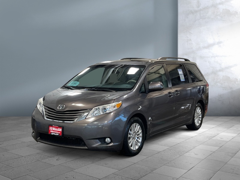 Used 2012 Toyota Sienna XLE Van