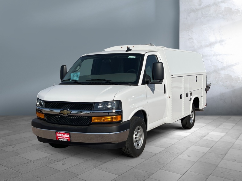 New 2024 Chevrolet Express Commercial Cutaway 3500 Van 139 Van