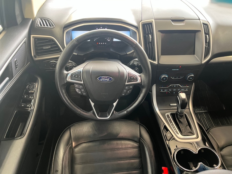 2017 Ford Edge