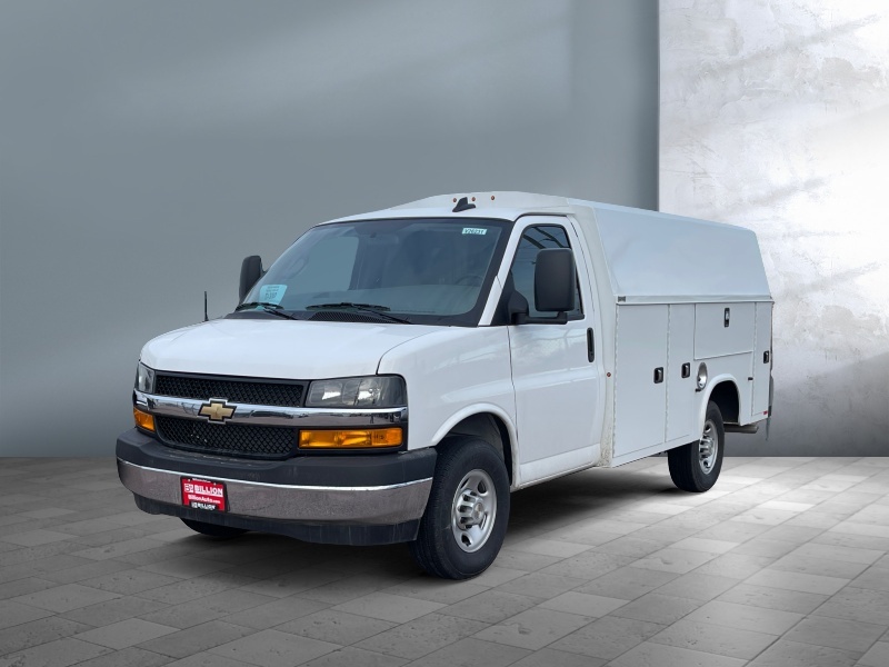 2024 Chevrolet Express Commercial Cutaway