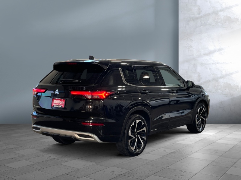 2022 Mitsubishi Outlander