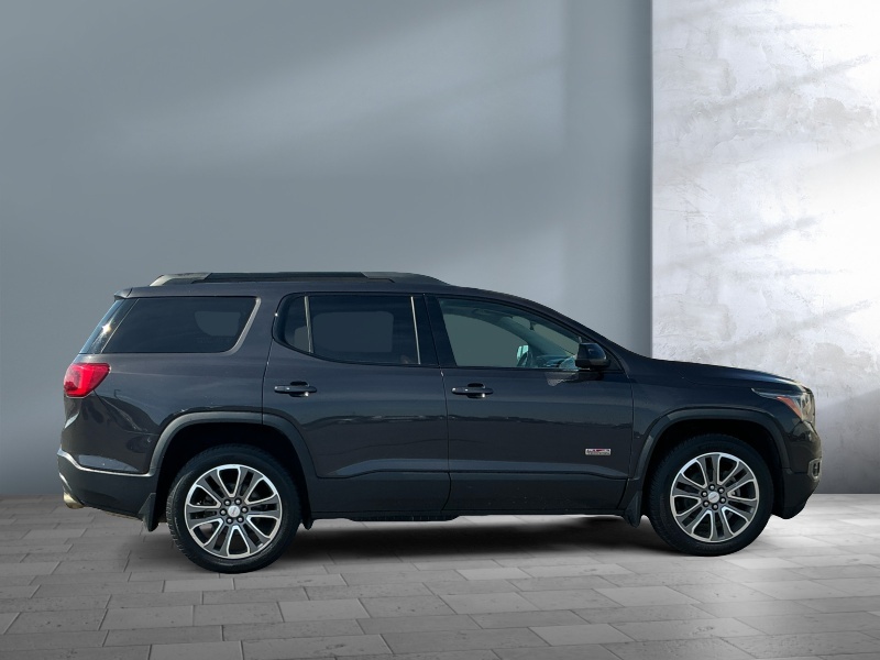 2017 GMC Acadia