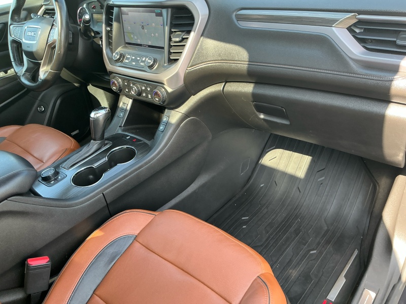 2017 GMC Acadia