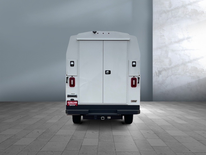 2024 Chevrolet Express Commercial Cutaway