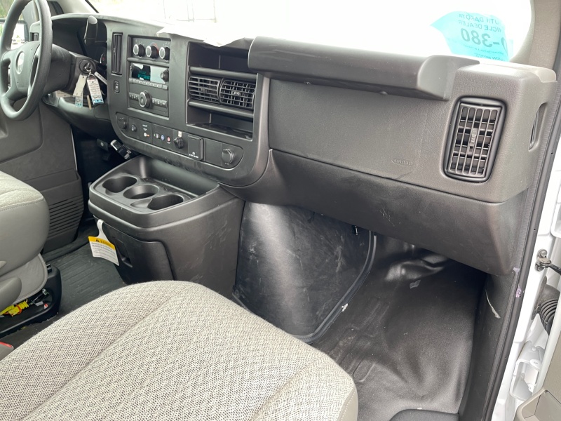 2024 Chevrolet Express Commercial Cutaway