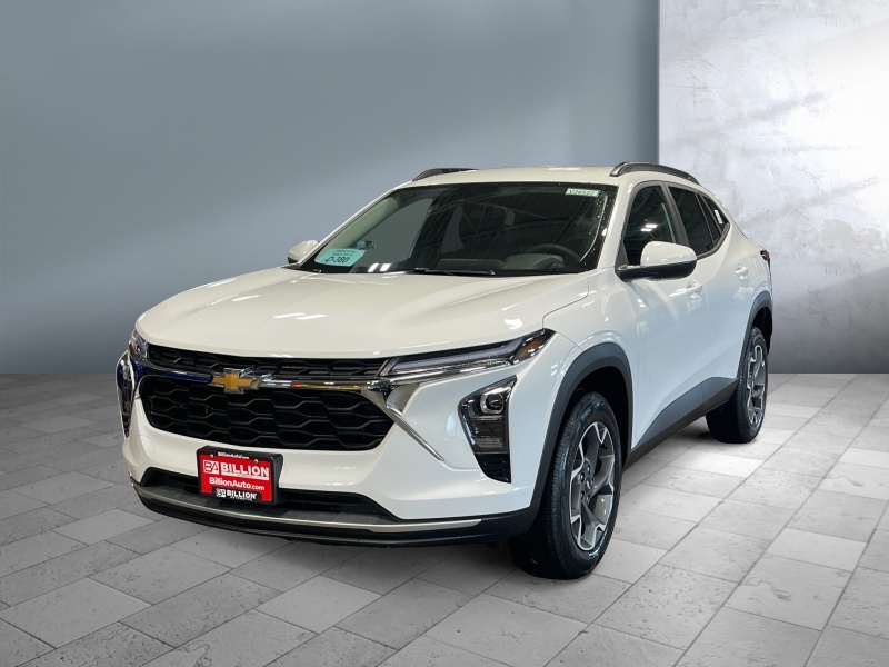 New 2025 Chevrolet Trax LT Crossover