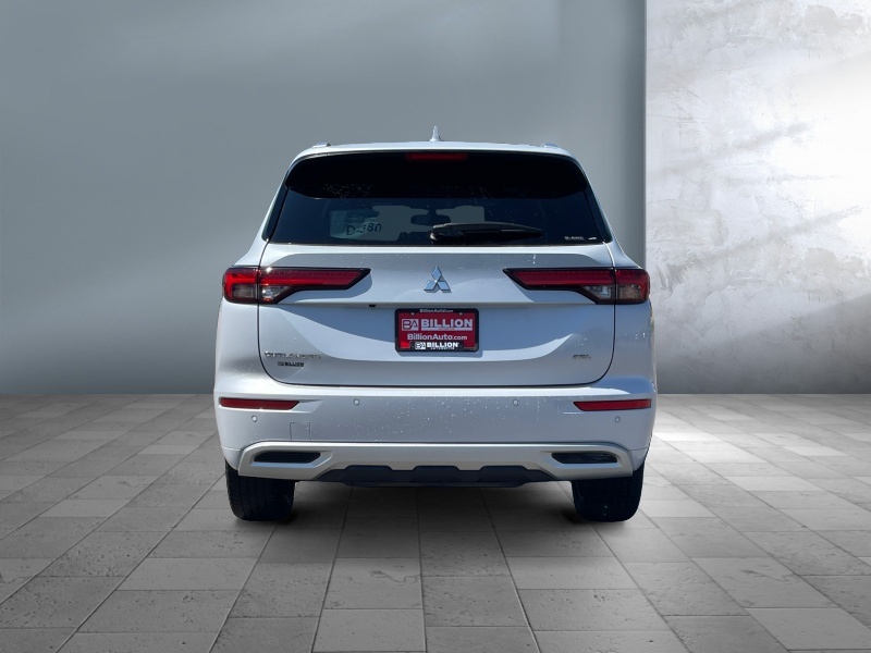 2022 Mitsubishi Outlander