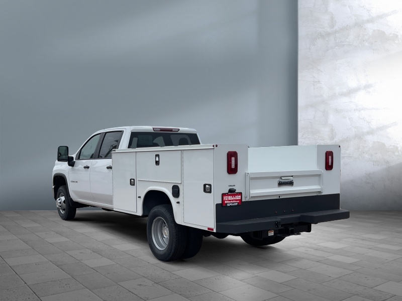 2025 Chevrolet Silverado 3500HD CC