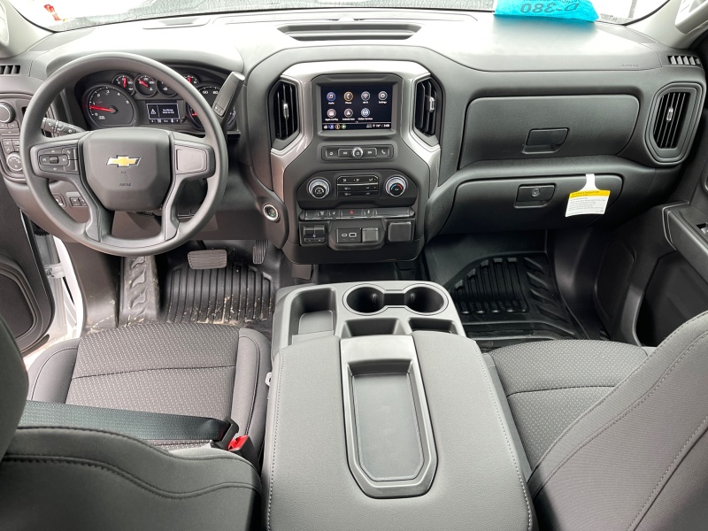 2025 Chevrolet Silverado 3500HD CC