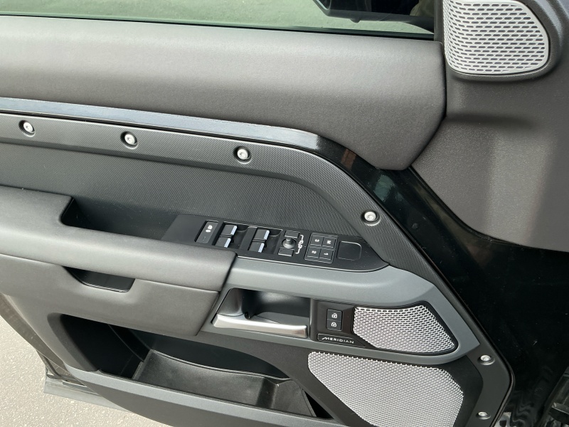 2024 Land Rover Defender