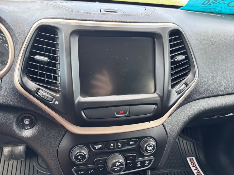 2017 Jeep Cherokee