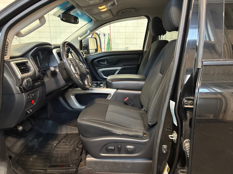 2017 Nissan Titan XD