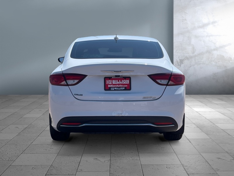 2015 Chrysler 200
