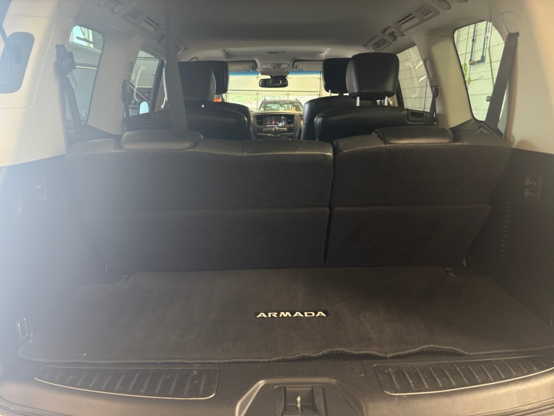 2017 Nissan Armada