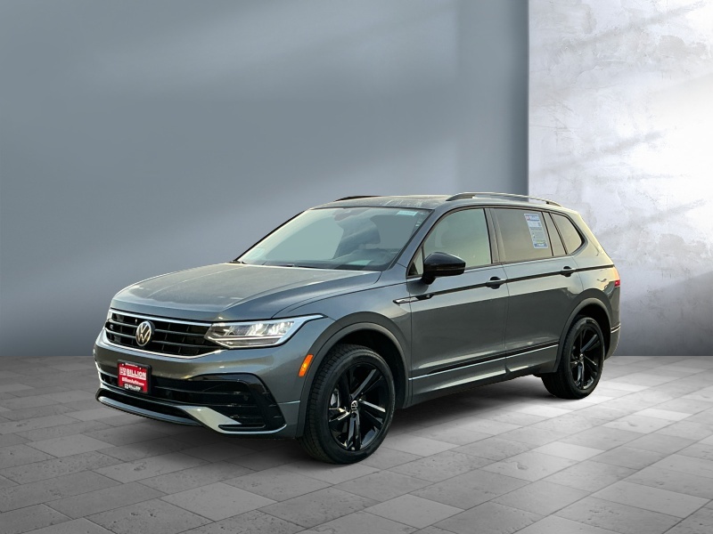 Used 2024 Volkswagen Tiguan SE R-Line Black