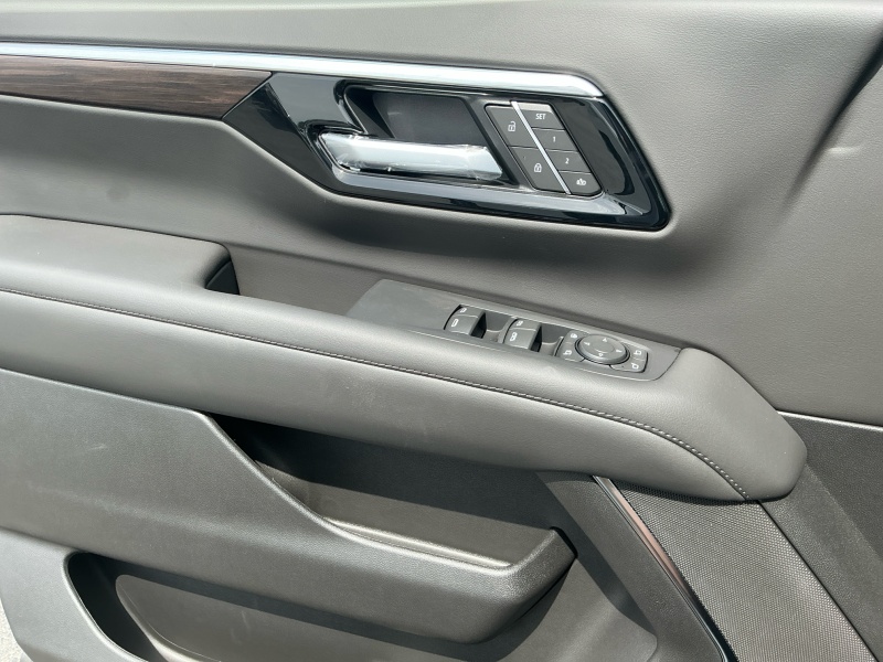 2025 Chevrolet Suburban