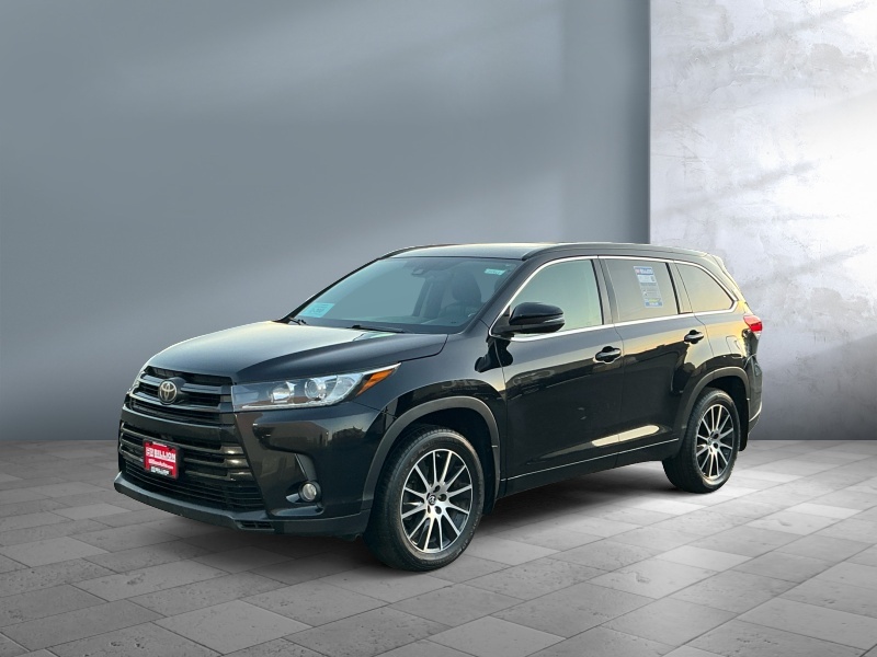 Used 2018 Toyota Highlander SE SUV