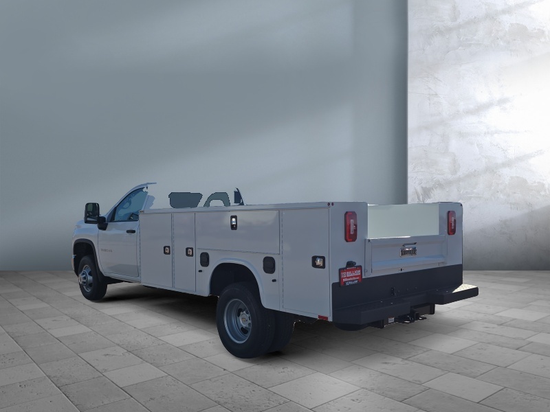 2025 Chevrolet Silverado 3500HD CC