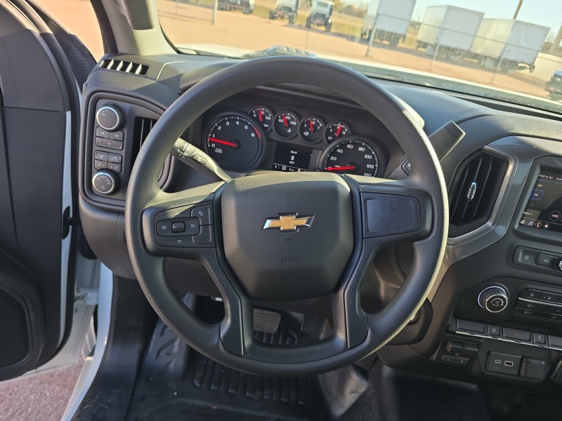 2025 Chevrolet Silverado 3500HD CC