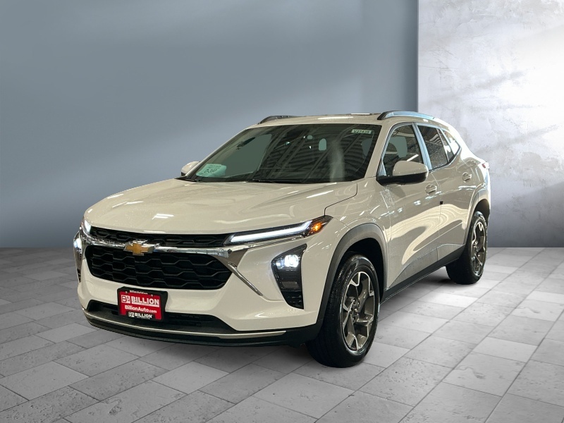 New 2025 Chevrolet Trax LT Crossovers