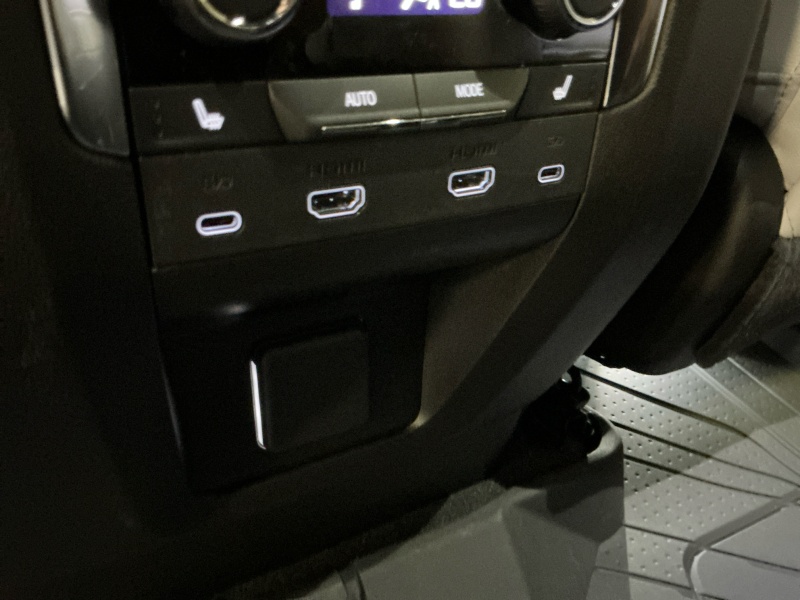 2025 Chevrolet Suburban